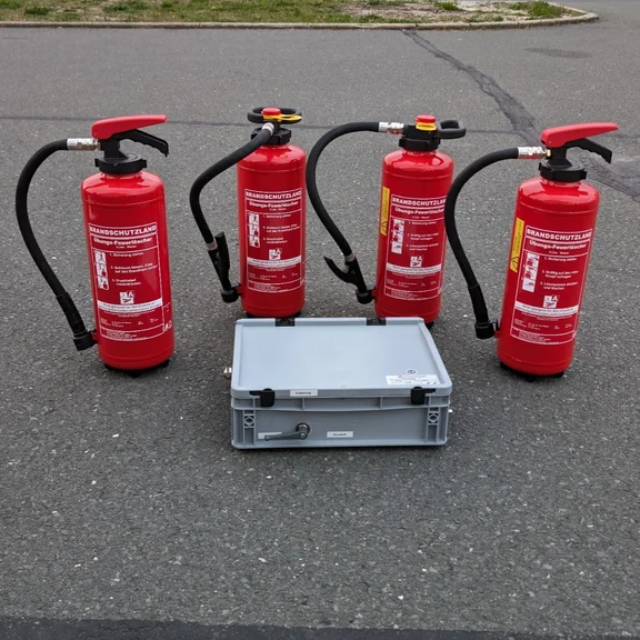 Feuerlöscher_02.jpg